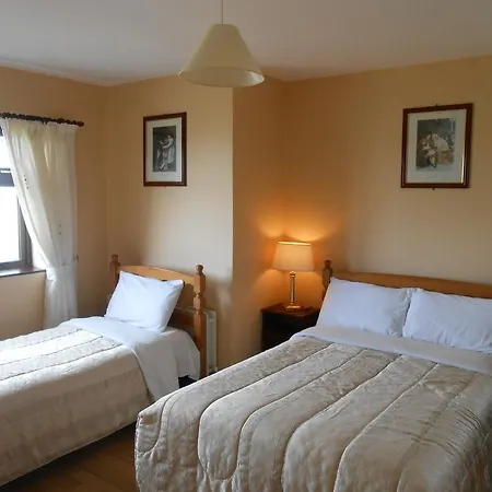 Oda ve Kahvaltı Castleview Golf Course 3*